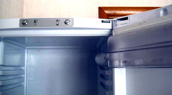 Перевесить двери холодильника в Люберцах | Вызов мастера по холодильникам на дом